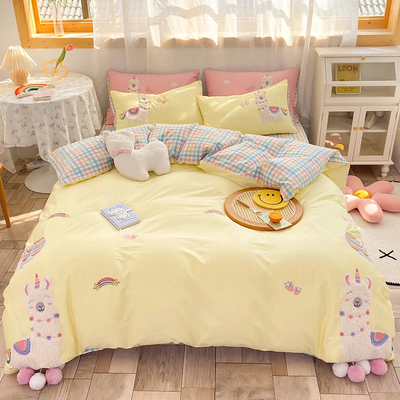 Cute Cartoon Alpaca Applique Child Girl 100% Cotton Bedding Set Single Double Quilt Cover Bed Comforter Set Plaid Fitted Sheet
Cute Cartoon Alpaca Applique Child Girl 100% Cotton Bedding Set Single Double Quilt Cover Bed Comforter Set Plaid Fitted Sheet