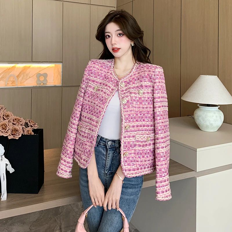 Autumn Winter Pink Tweed Jackets 2023 New Elegant Women O Neck Single Breasted Plaid Woolen Weave Long Sleeve Female Outerwear
Autumn Winter Pink Tweed Jackets 2023 New Elegant Women O Neck Single Breasted Plaid Woolen Weave Long Sleeve Female Outerwear