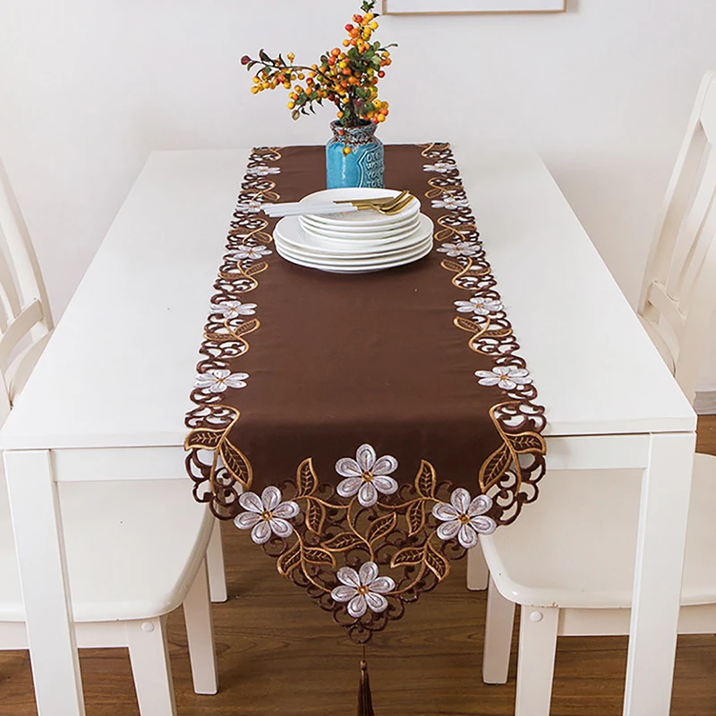New 40*175CM Brown Pastoral Embroidered White Floral Tassel Tablecloth Table Runner Home Party Wedding Dinner Table Decor Cloth
New 40*175CM Brown Pastoral Embroidered White Floral Tassel Tablecloth Table Runner Home Party Wedding Dinner Table Decor Cloth