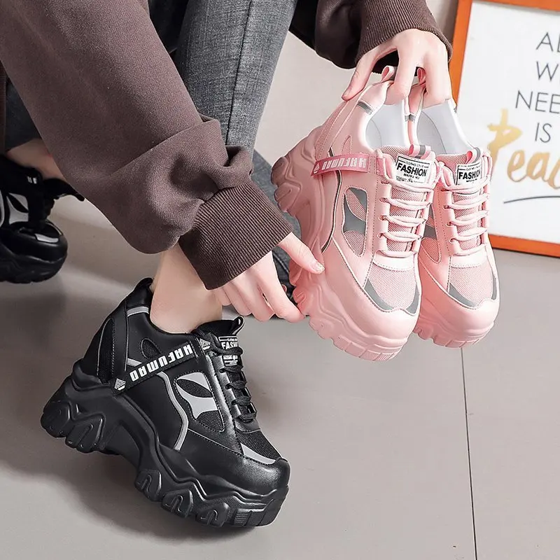 Comemore 2021 Spring Women's Sneakers Casual Women Chunky Mesh Thick Bottom Woman Vulcanize Platform Sports Shoes Tennis Female 
Comemore 2021 Spring Women's Sneakers Casual Women Chunky Mesh Thick Bottom Woman Vulcanize Platform Sports Shoes Tennis Female