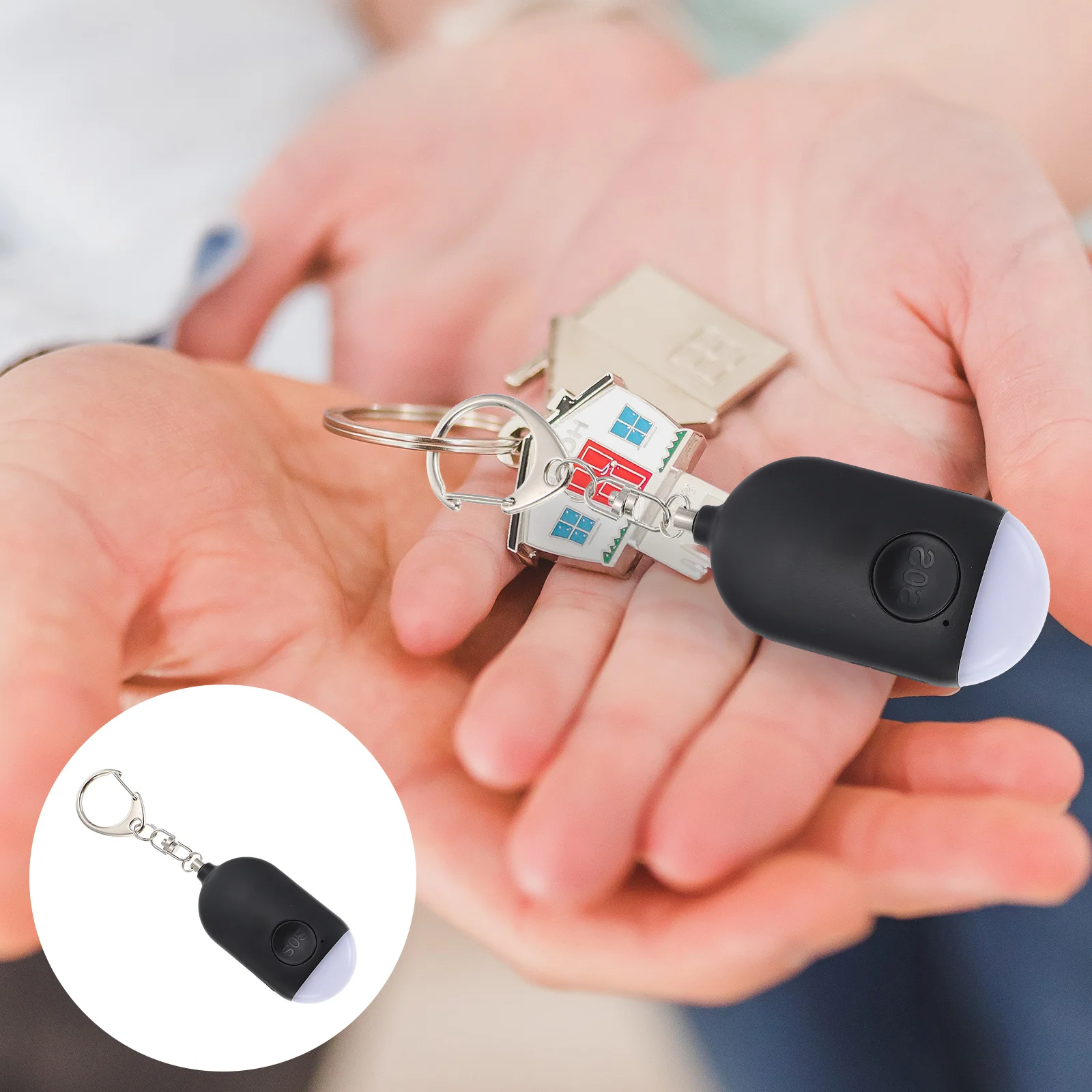 Anti Wolf Alarm Wallet Key Holder Women Outdoor Flashlight Purse Rechargeable Personal PC Hanging Mini Keychain
Anti Wolf Alarm Wallet Key Holder Women Outdoor Flashlight Purse Rechargeable Personal PC Hanging Mini Keychain