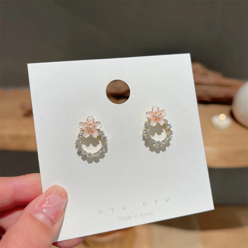 S925 Silver Needle Korean Temperament Pink Cherry Blossom Flower Circle Summer Ins Pearl Circle Earring Jewelry Female
S925 Silver Needle Korean Temperament Pink Cherry Blossom Flower Circle Summer Ins Pearl Circle Earring Jewelry Female