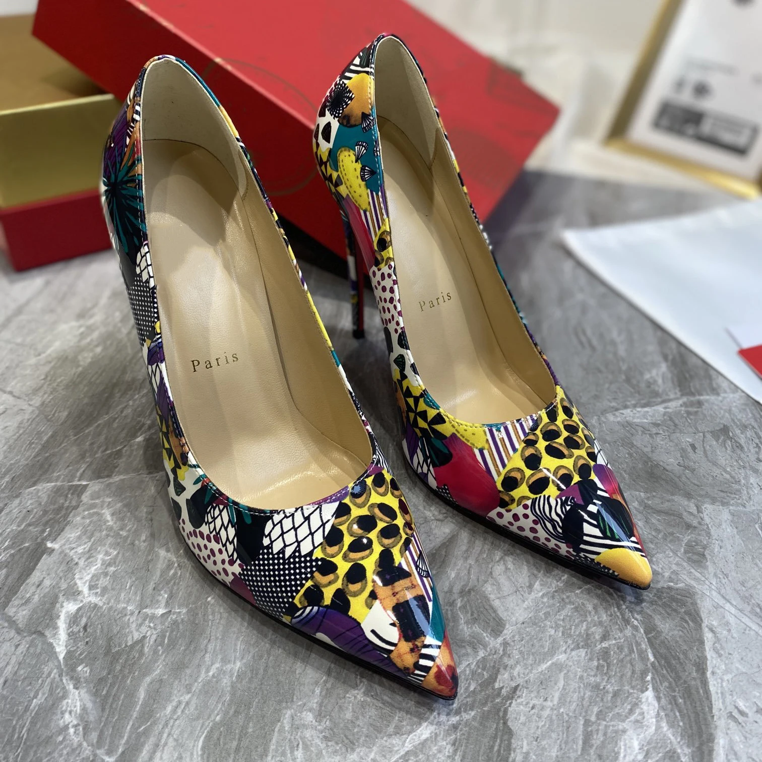 

Top Quality Women High Heels Luxury Fashion Ladies Crystal Glisten Red Soled Shoes Classic Retro Designer 10cm High Heel 1487HJ