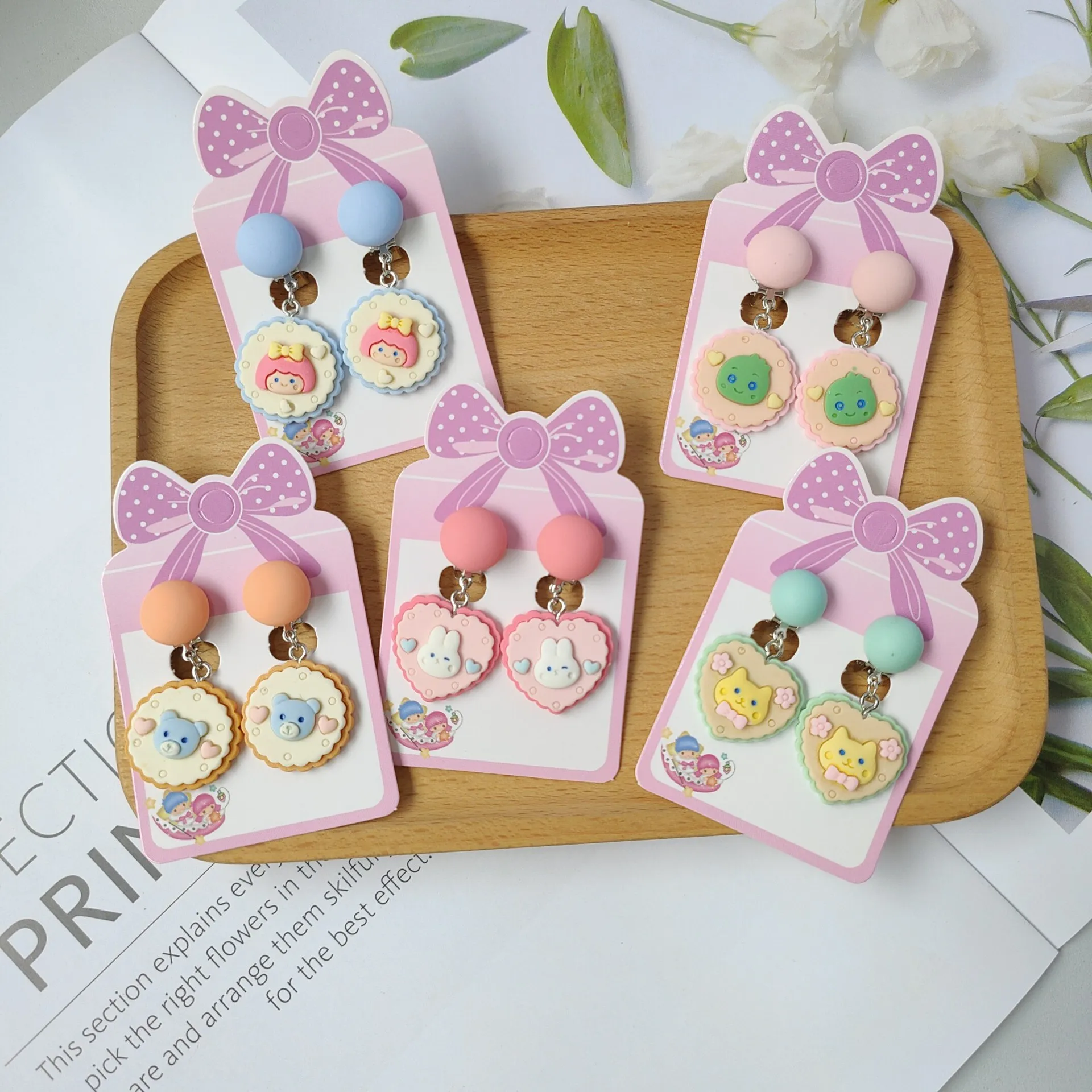 Pink Blue Cute Animals Earring Clip On Girls Kids Bear Rabbits Heart Non Piercing Colorful Earrings Christmas Gift 
Pink Blue Cute Animals Earring Clip On Girls Kids Bear Rabbits Heart Non Piercing Colorful Earrings Christmas Gift