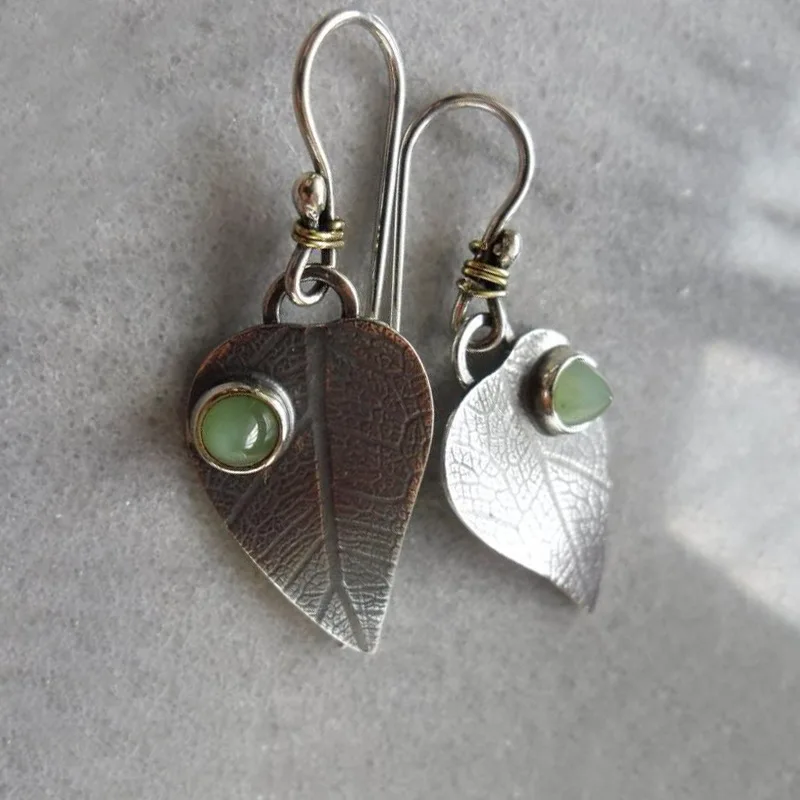 

Ethnic Silver Color Metal Water Droplet Hand Carved Leaves Earrings for Women Vintage Inlaid Green Stone Dangle Earrings