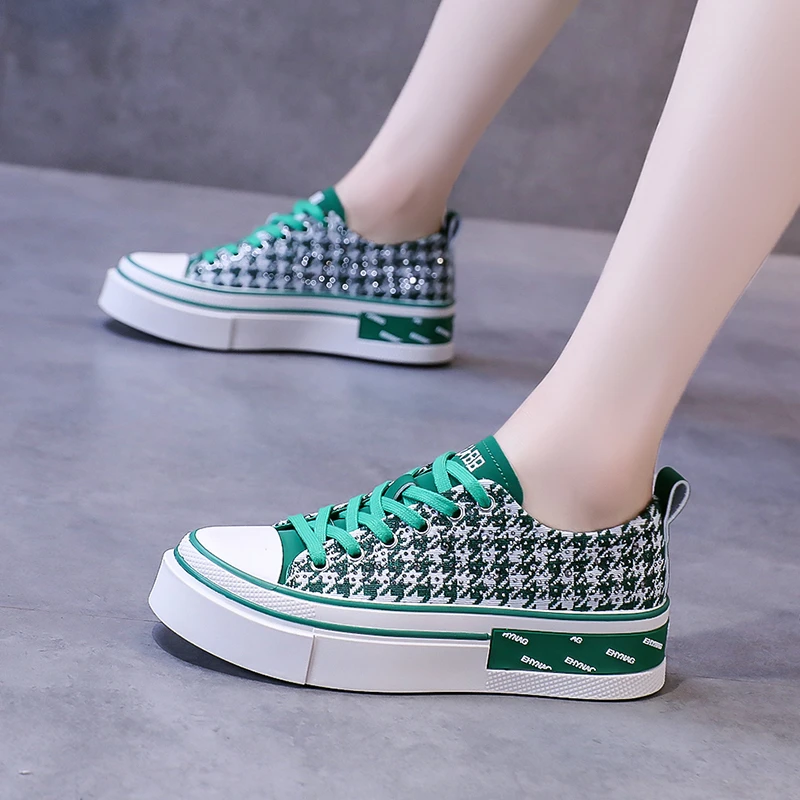 Ladies Casual Houndstooth Canvas Shoes Women Breathable Sports Shoes Classic Fashion Outdoor Lace-up Shoes Zapatos De Mujer 2022
Ladies Casual Houndstooth Canvas Shoes Women Breathable Sports Shoes Classic Fashion Outdoor Lace-up Shoes Zapatos De Mujer 2022