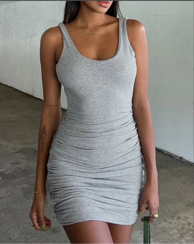 Women's Sexy Dress 2022 Summer New U-Neck Ruched Backless Body Dress Fashion Sleeveless Slim Mini Dresses
Women's Sexy Dress 2022 Summer New U-Neck Ruched Backless Body Dress Fashion Sleeveless Slim Mini Dresses