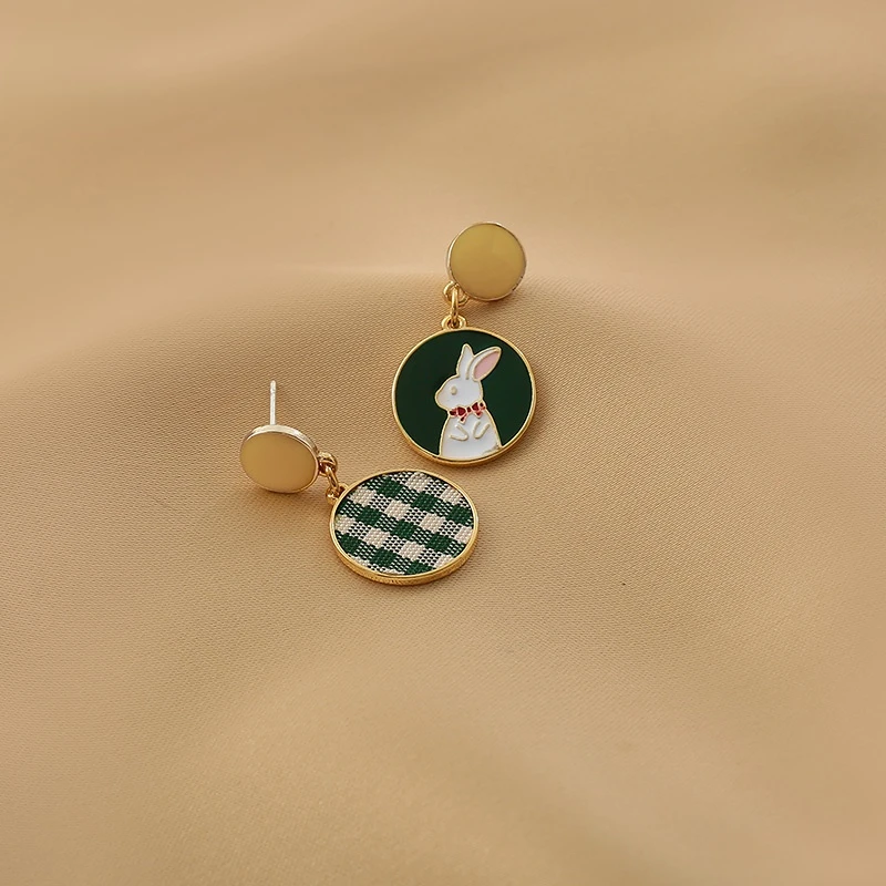 Fashion Animal Small Rabbit Earrings Women Simple Round Drop Oil Contrast Color Geometric Earrings
Fashion Animal Small Rabbit Earrings Women Simple Round Drop Oil Contrast Color Geometric Earrings