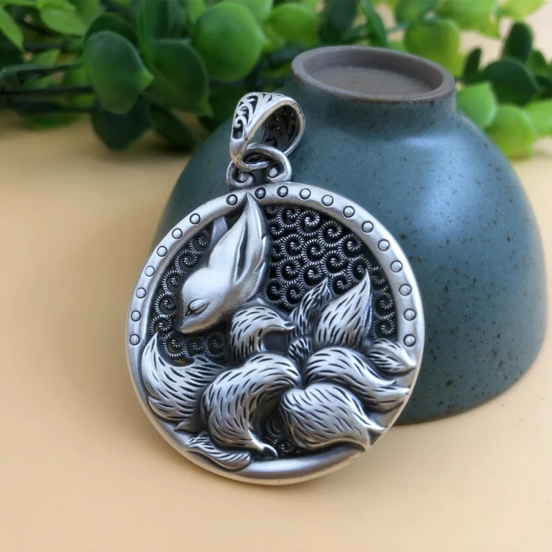 Sterling Silver Nine-Tailed Fox Pendant Necklace National Fashion Retro Couple Pendant Silver Accessories Men's and Women's Birt
Sterling Silver Nine-Tailed Fox Pendant Necklace National Fashion Retro Couple Pendant Silver Accessories Men's and Women's Birt