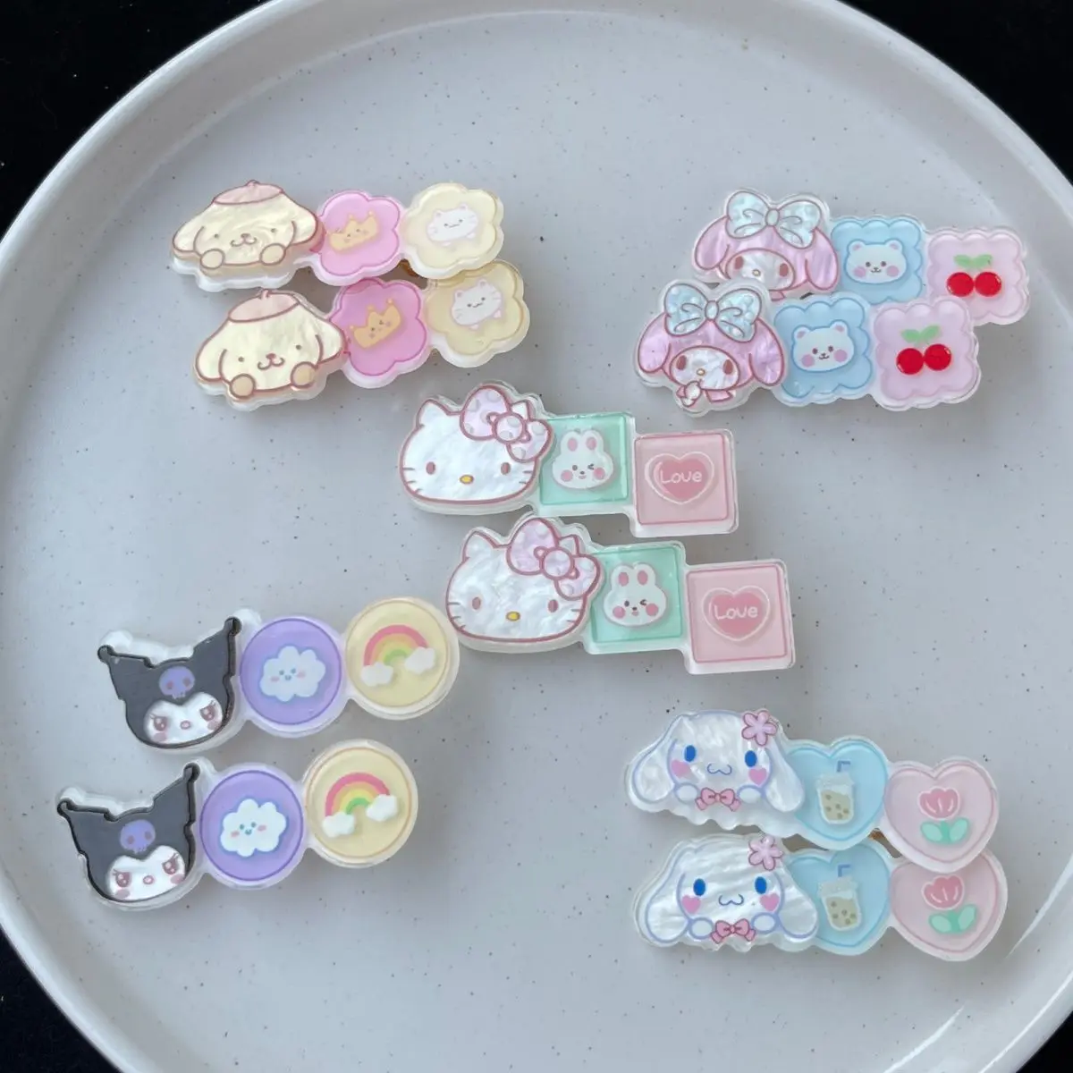 Kawaii аниме Purin Dog заколка Kuromi квадратный Утконос зажим Ins милое искусственное сердце мультфильм My Melody Cinnamoroll бахрома зажим
Kawaii аниме Purin Dog заколка Kuromi квадратный Утконос зажим Ins милое искусственное сердце мультфильм My Melody Cinnamoroll бахрома зажим
