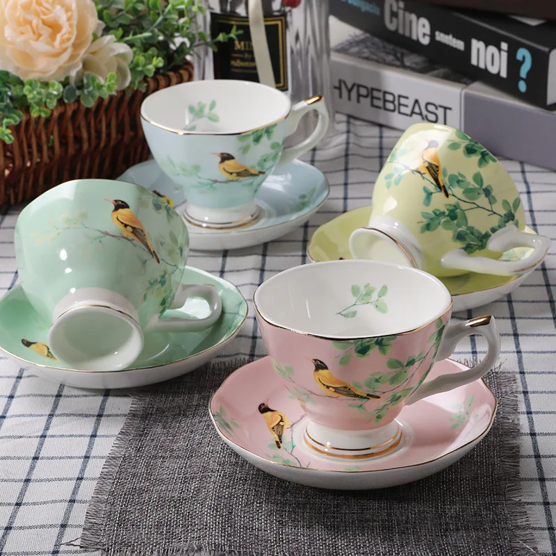 200ML Hand-drawn Bone China Coffee Cup and Saucer Factory Ceramic Coffee Set Ceramic Cappuino Afternoon Tea Cup
200ML Hand-drawn Bone China Coffee Cup and Saucer Factory Ceramic Coffee Set Ceramic Cappuino Afternoon Tea Cup