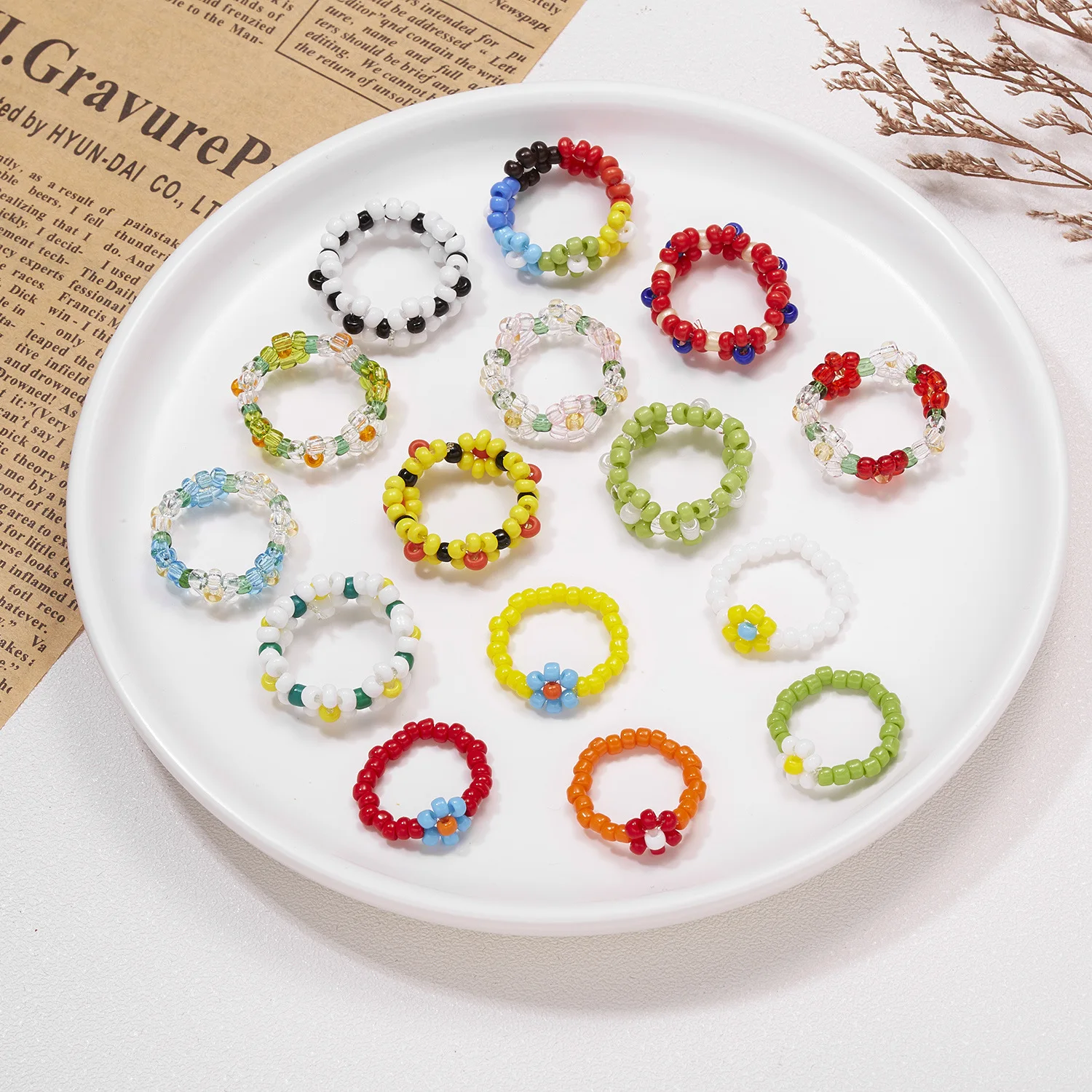 Sheishow Trend Boho Colorful Resin Bead Elastic Rope Ring for Women Hand Beaded Flower Shape Design Fashion Ethnic Style Jewelry
Sheishow Trend Boho Colorful Resin Bead Elastic Rope Ring for Women Hand Beaded Flower Shape Design Fashion Ethnic Style Jewelry