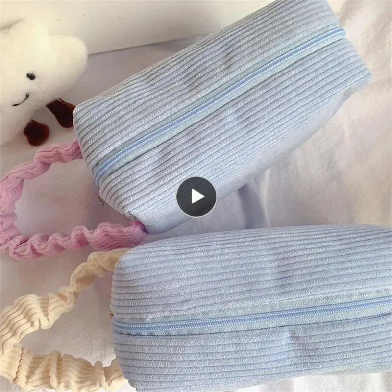 Hanging Makeup Bags Women Cartoon Bear Cute Girls Heart Stationery Bag Beauty Pencil Case Cosmetic Bag Bear Storage Bag Cotton
Hanging Makeup Bags Women Cartoon Bear Cute Girls Heart Stationery Bag Beauty Pencil Case Cosmetic Bag Bear Storage Bag Cotton
