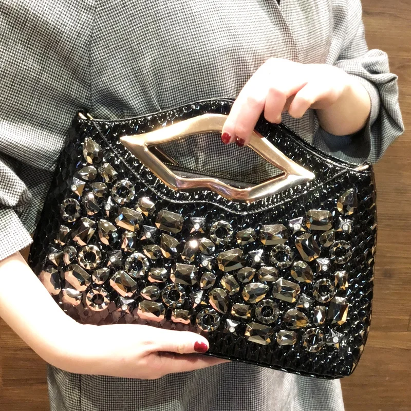 Luxury diamond inlaid women's bag New envelope handbag Fashion Versatile Shoulder Bag Crossbody Bag
Luxury diamond inlaid women's bag New envelope handbag Fashion Versatile Shoulder Bag Crossbody Bag