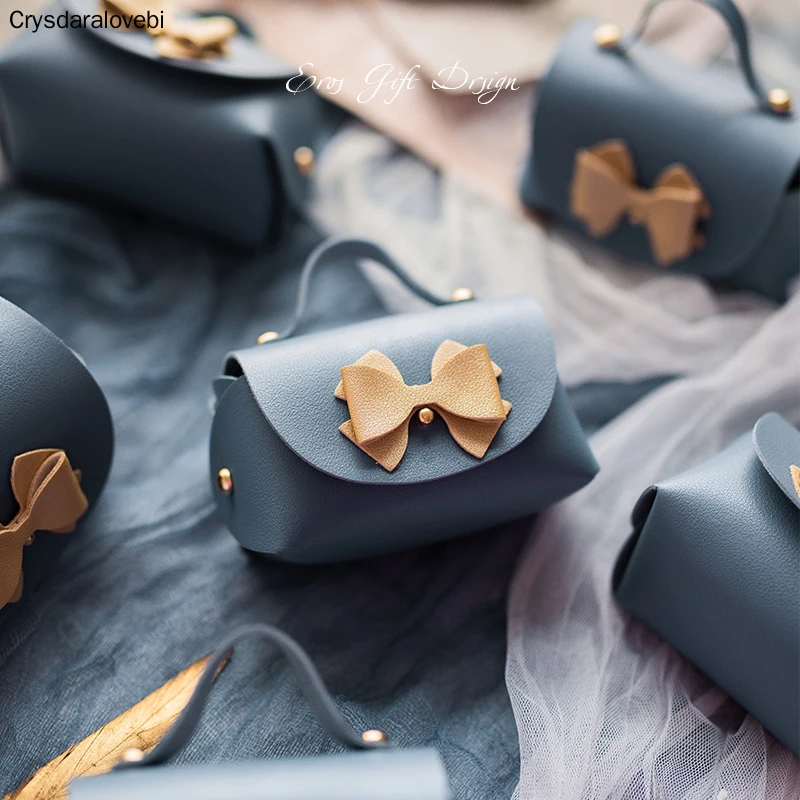 Cute Mini Handbag Design Chocolate BagExquisite PU Leather Candy Bag With Bowknot Baby Shower Wedding Gift Wrapping Supplies
Cute Mini Handbag Design Chocolate BagExquisite PU Leather Candy Bag With Bowknot Baby Shower Wedding Gift Wrapping Supplies