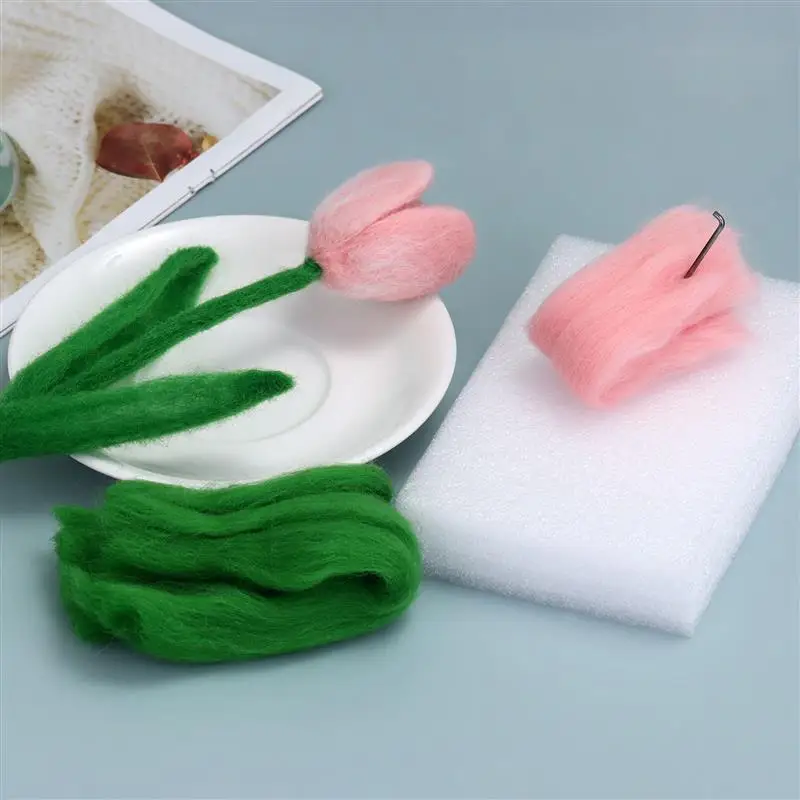 Poking Fun DIY Craft Tulip Flower Soft Wool Fibre Roving Wool For Handmade Needle Felting Material Handcraft DIY Gifts
Poking Fun DIY Craft Tulip Flower Soft Wool Fibre Roving Wool For Handmade Needle Felting Material Handcraft DIY Gifts