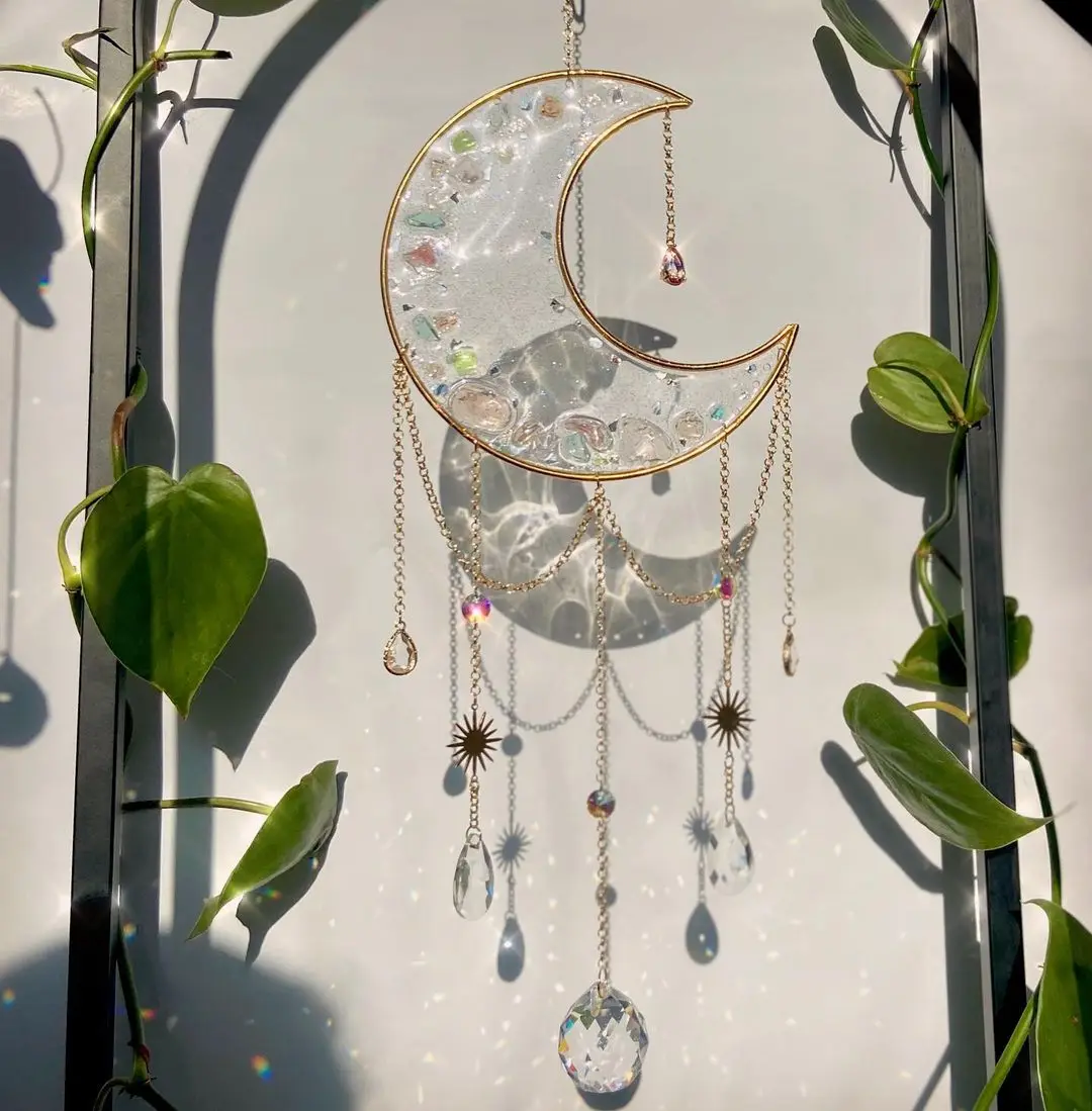 Hanging moon glass crystal suncatcher |holographic prism catcher for window | Window Decor| Crystal Decor| Crystal Prism
Hanging moon glass crystal suncatcher |holographic prism catcher for window | Window Decor| Crystal Decor| Crystal Prism