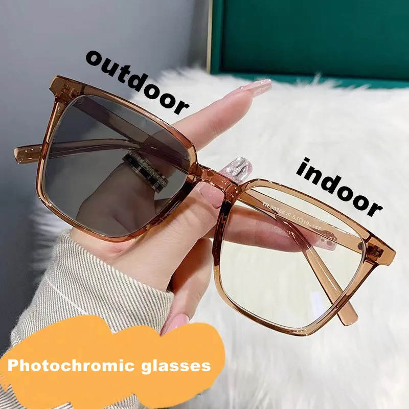 Photochromic Sunglasses Women Men Color-Changing Glasses Frame Men's Outdoor Sunshade Sunglasses Photochromic Eyeglasses
Photochromic Sunglasses Women Men Color-Changing Glasses Frame Men's Outdoor Sunshade Sunglasses Photochromic Eyeglasses