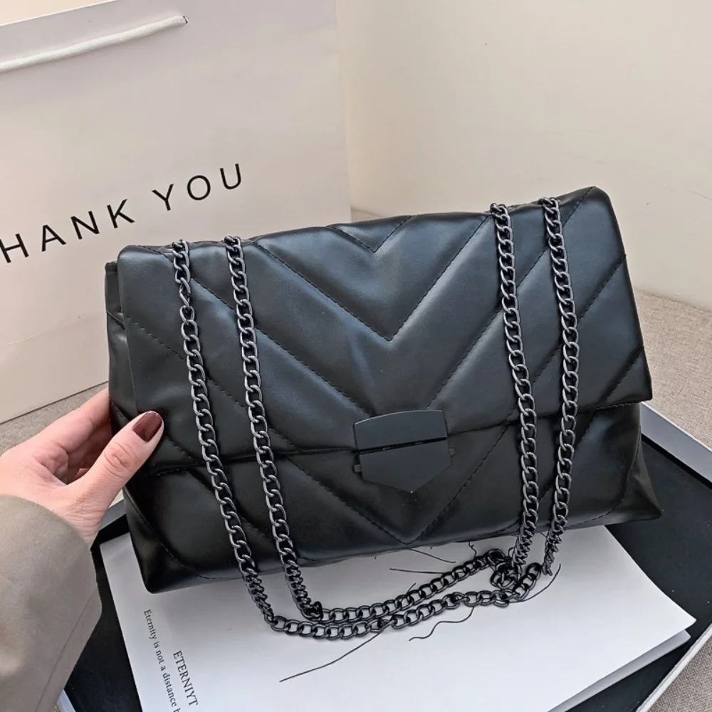 New Casual Chain Crossbody Bags For Women 2022 Fashion Simple Shoulder Bag Ladies Designer Handbags PU Leather Messenger Bags
New Casual Chain Crossbody Bags For Women 2022 Fashion Simple Shoulder Bag Ladies Designer Handbags PU Leather Messenger Bags
