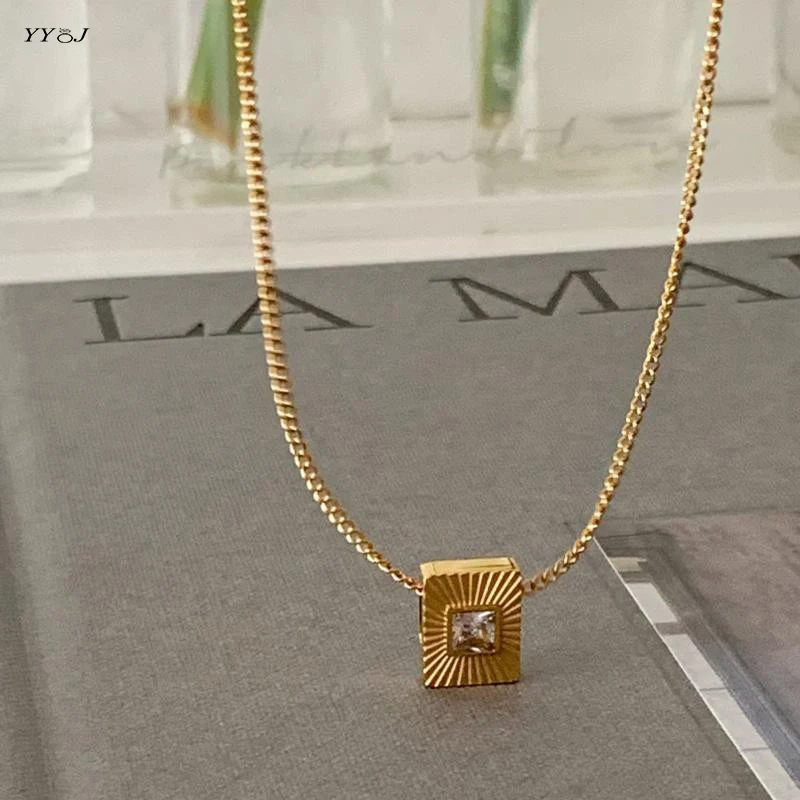 Ray square cz stone necklace for women stainless steel geometric necklace minimalist dainty jewelry summer jewelry 2022
Ray square cz stone necklace for women stainless steel geometric necklace minimalist dainty jewelry summer jewelry 2022