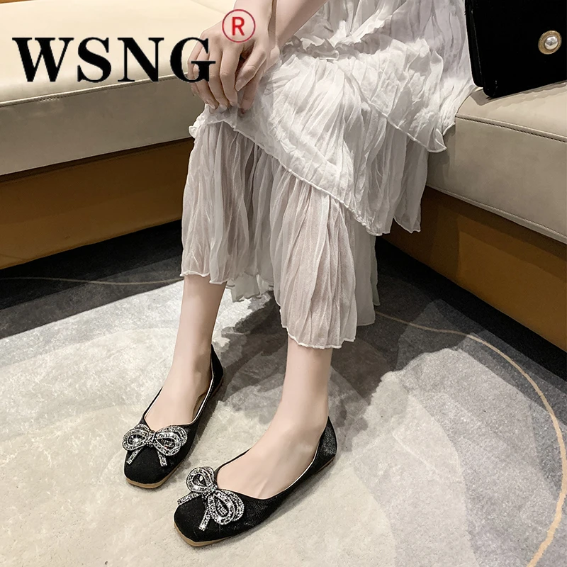 Spring New Women's Lightweight Flat Shoes Fashion Versatile Square Toe Comfortable Shallow Solid Color Flat Shoes 
Spring New Women's Lightweight Flat Shoes Fashion Versatile Square Toe Comfortable Shallow Solid Color Flat Shoes