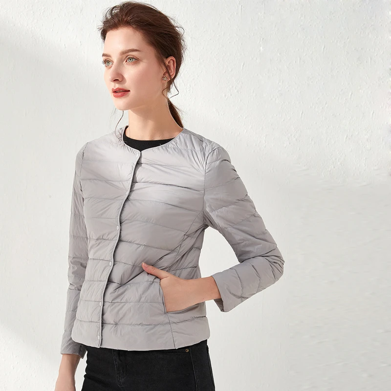 Woman Light Down Jacket Portable Parka Matt Fabric Casual 90% Duck Down Coat Warm Parka Lightweight Jacket Good Quality
Woman Light Down Jacket Portable Parka Matt Fabric Casual 90% Duck Down Coat Warm Parka Lightweight Jacket Good Quality