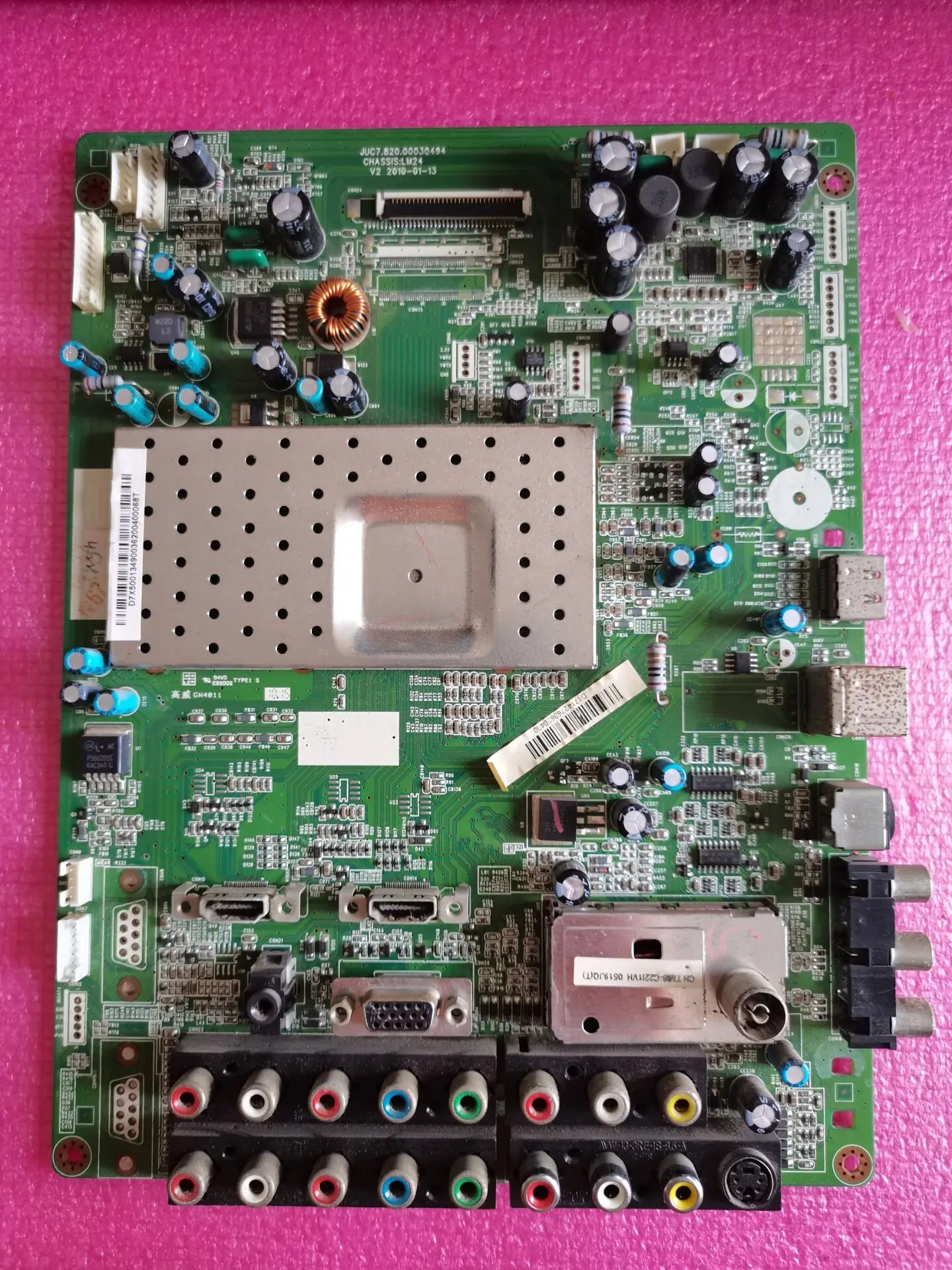 Original Applicable to Changhong Lt32730ex TV Mainboard with Screen T315xf01.
Original Applicable to Changhong Lt32730ex TV Mainboard with Screen T315xf01.
