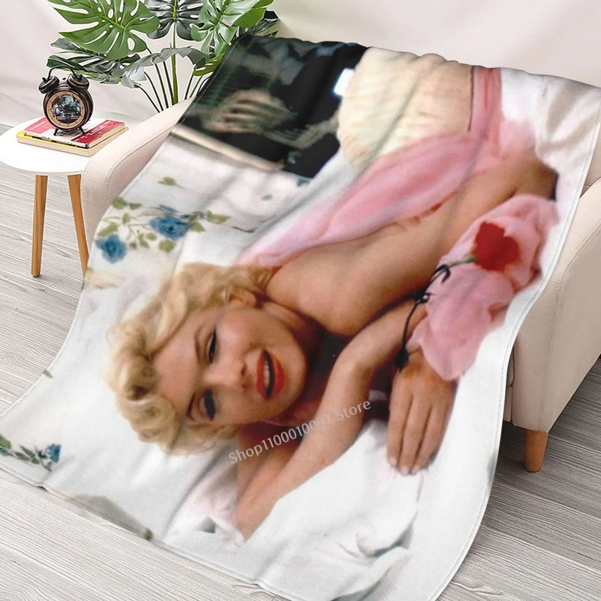 

MARILYN Vintage 1950 In Bed Print Throw Blanket 3D printed sofa bedroom decorative blanket children adult Christmas gift