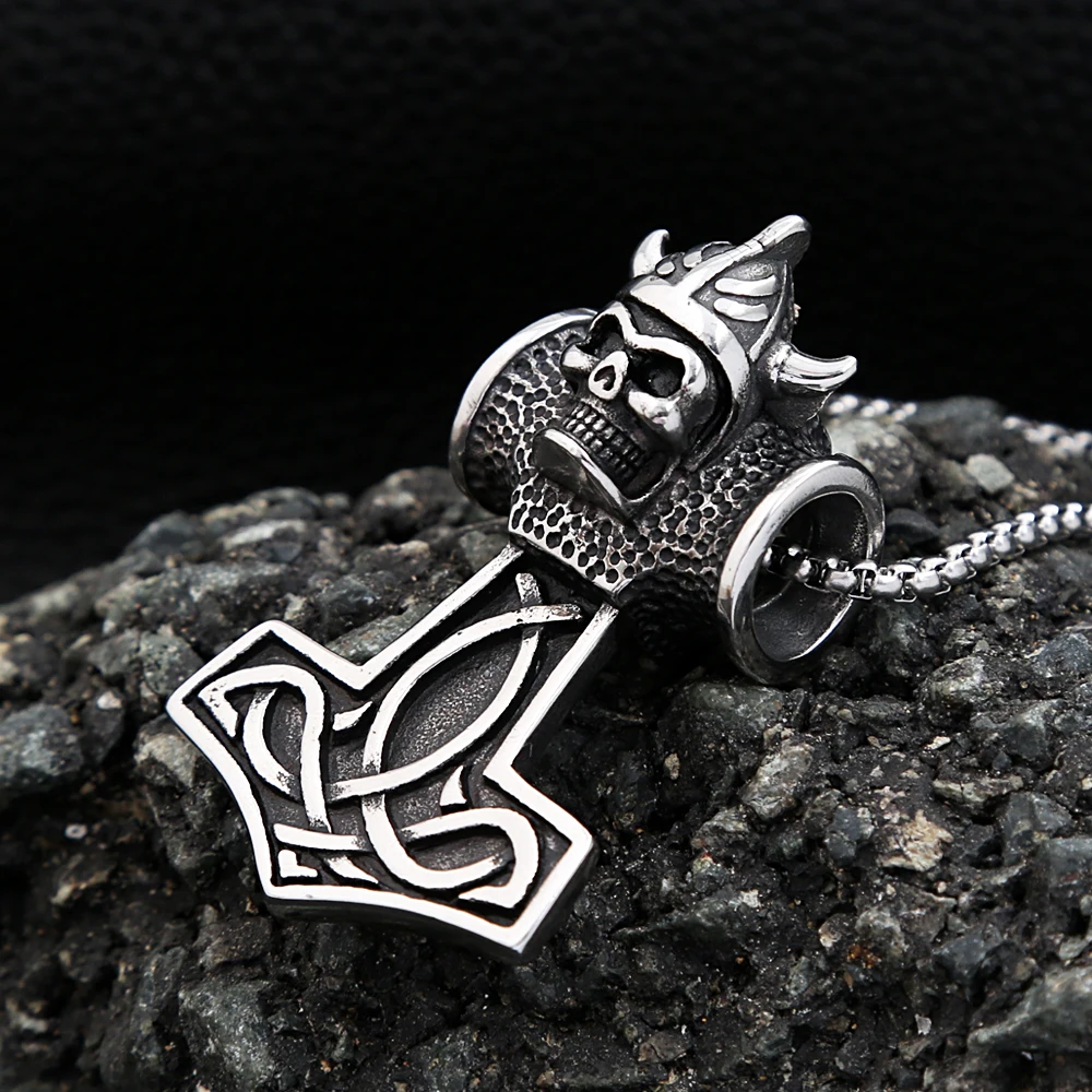 Norse Vikings Thor's Hammer Skull Pendant Necklace For Men Punk Stainless Steel Skull Necklaces Vintage Jewelry Gift Wholesale 
Norse Vikings Thor's Hammer Skull Pendant Necklace For Men Punk Stainless Steel Skull Necklaces Vintage Jewelry Gift Wholesale