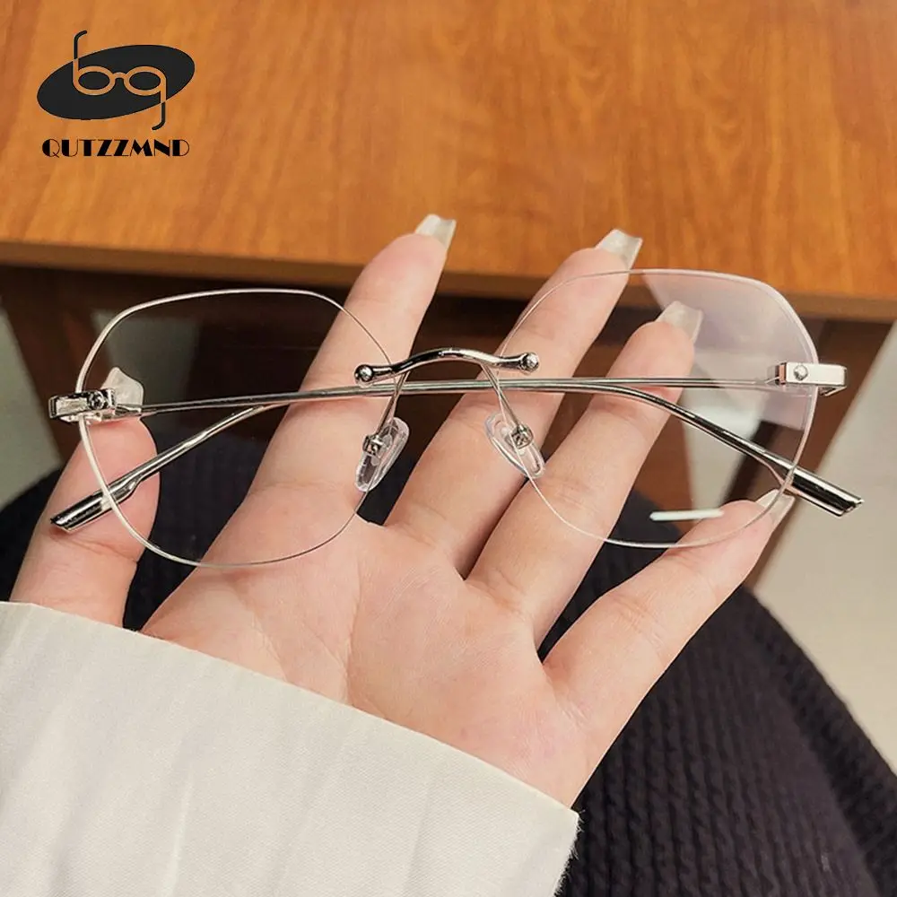 Simple Ultralight Eyeglasses Women Men Metal Frameless Anti-Blue Glasses Classic Reading Glasses Eyewear Unisex Optical Glasses
Simple Ultralight Eyeglasses Women Men Metal Frameless Anti-Blue Glasses Classic Reading Glasses Eyewear Unisex Optical Glasses