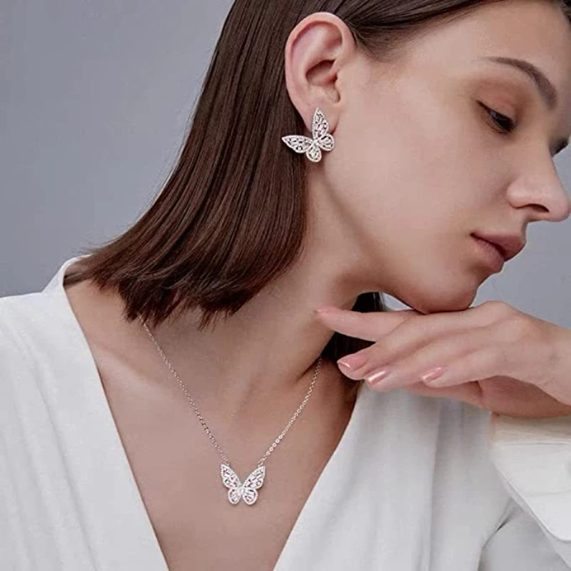 Big Butterfly Zircon 3 Piece Set Earrings + Necklace + Ring Black White Gold Jewelry High Quality Jewelry Set with Shiny Zircons
Big Butterfly Zircon 3 Piece Set Earrings + Necklace + Ring Black White Gold Jewelry High Quality Jewelry Set with Shiny Zircons