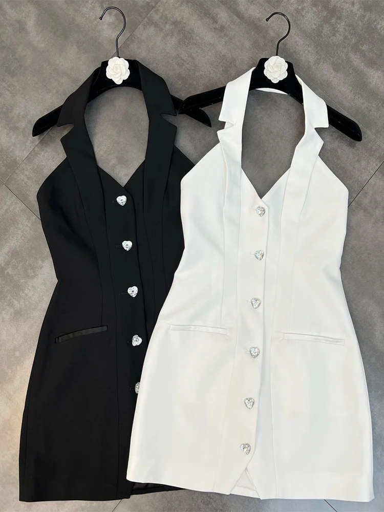 HIGH STREET Latest 2022 Fashion Designer Women's Halter Neck Love Heart Buckle Decoration Dress
HIGH STREET Latest 2022 Fashion Designer Women's Halter Neck Love Heart Buckle Decoration Dress