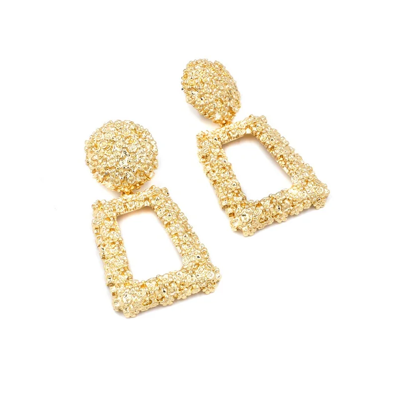Exaggerated Heavy Metal Earrings Simple Geometric Embossed Flower Earrings Retro Fashion Personality Earrings
Exaggerated Heavy Metal Earrings Simple Geometric Embossed Flower Earrings Retro Fashion Personality Earrings