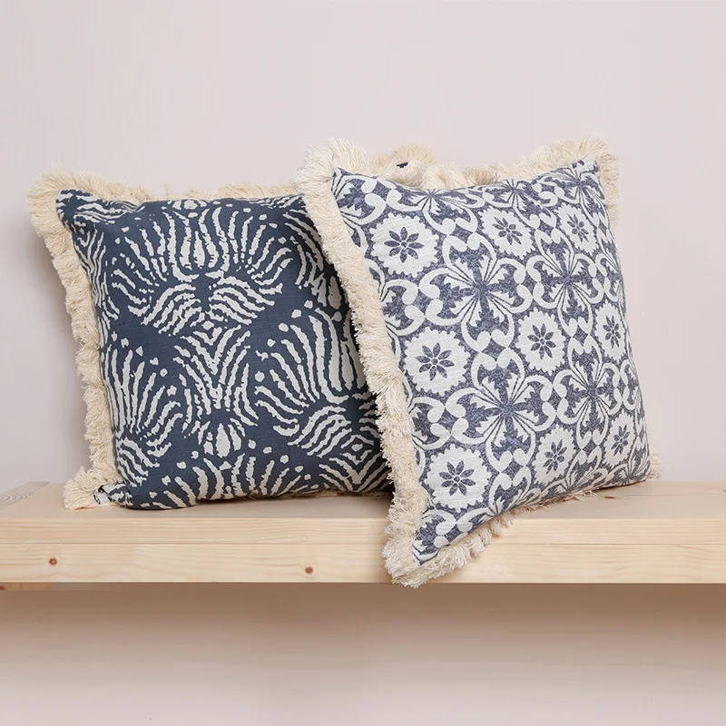 Vintage Floral Cushion Cover Printed Decoration Pillow Cover 45x45cm Tassels Fringed For Living Room Bed Room Sofa Bed Chair
Vintage Floral Cushion Cover Printed Decoration Pillow Cover 45x45cm Tassels Fringed For Living Room Bed Room Sofa Bed Chair