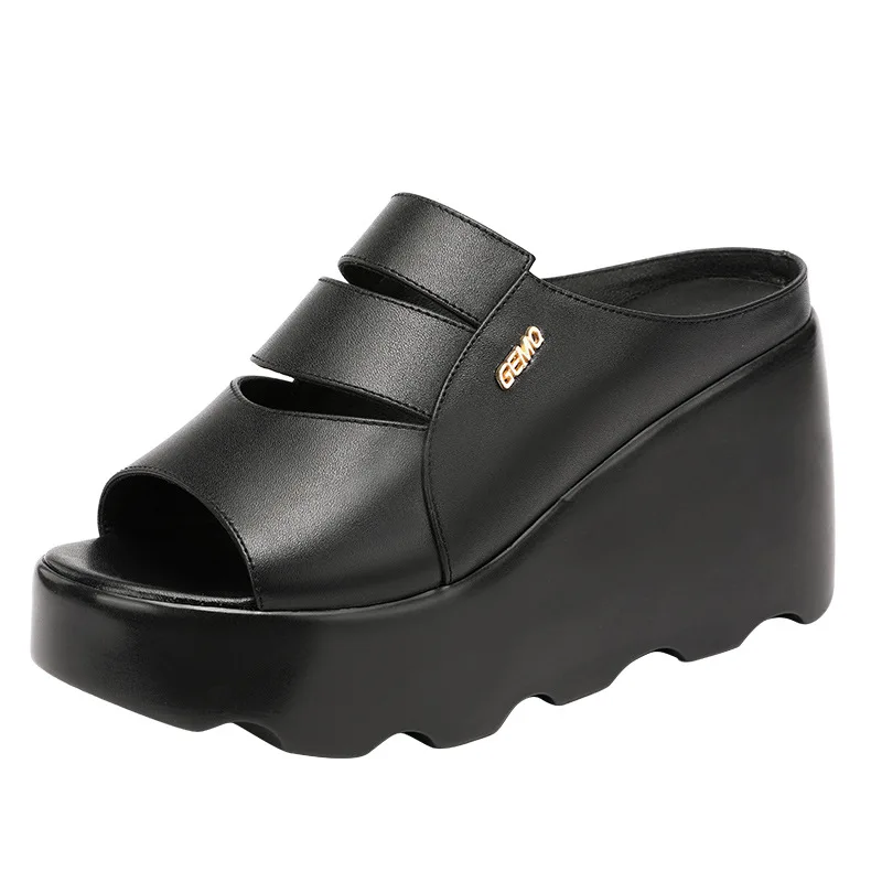 New Summer Sandals Women Fashion Casual Beach Outdoor Flip Flop Sandals Metal Decoration Ladies Flat Shoes Big Size 35-43
New Summer Sandals Women Fashion Casual Beach Outdoor Flip Flop Sandals Metal Decoration Ladies Flat Shoes Big Size 35-43