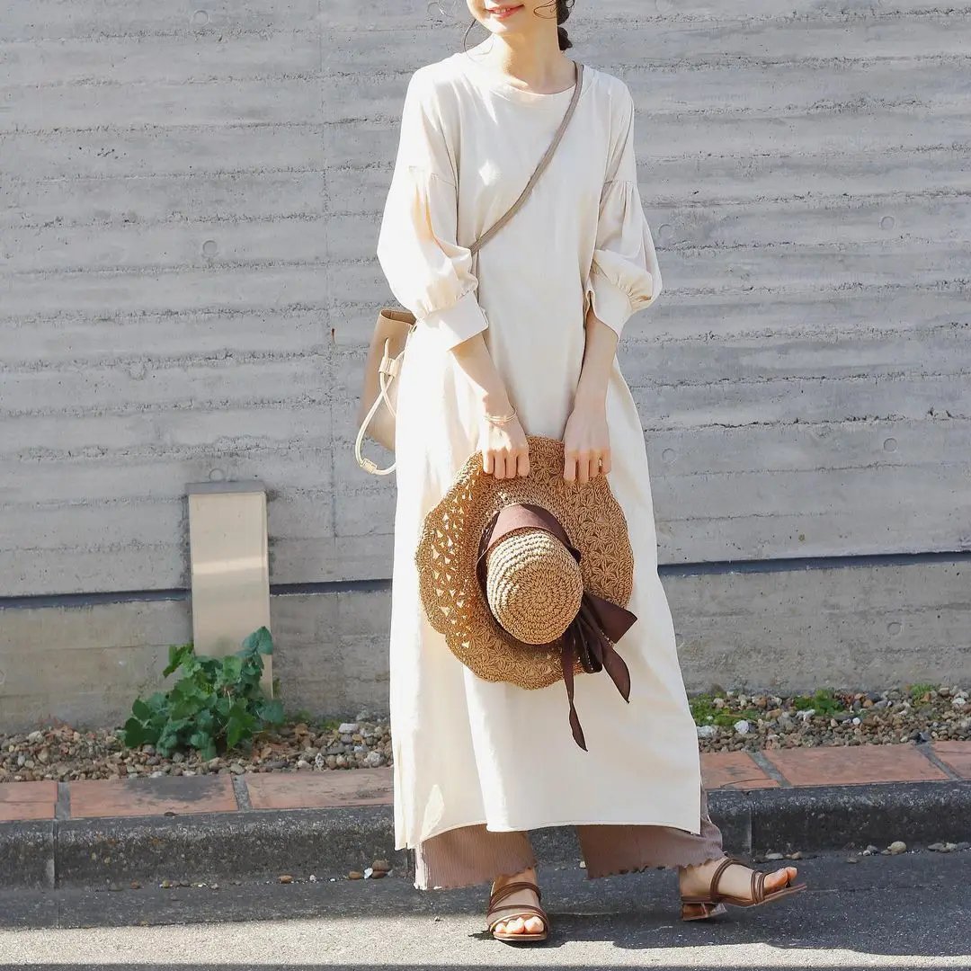 Korean Gentle Solid Color Dress Spring New Women's Casual Long-sleeved Round Neck Pullover Dresses Office Ladies Fashion Simple
Korean Gentle Solid Color Dress Spring New Women's Casual Long-sleeved Round Neck Pullover Dresses Office Ladies Fashion Simple