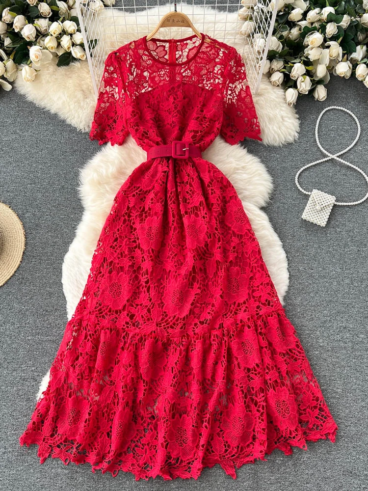 Summer new hollowed out temperament of the girl stand collar short sleeve lace dress European and American style
Summer new hollowed out temperament of the girl stand collar short sleeve lace dress European and American style