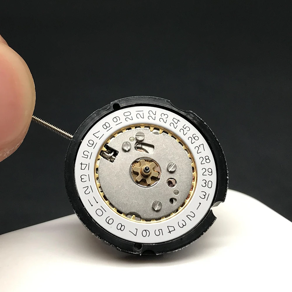 Ronda Quartz Movement 585-3 with Date Display One Jewel with 362 Battery Original Standard Watch Movement 
Ronda Quartz Movement 585-3 with Date Display One Jewel with 362 Battery Original Standard Watch Movement