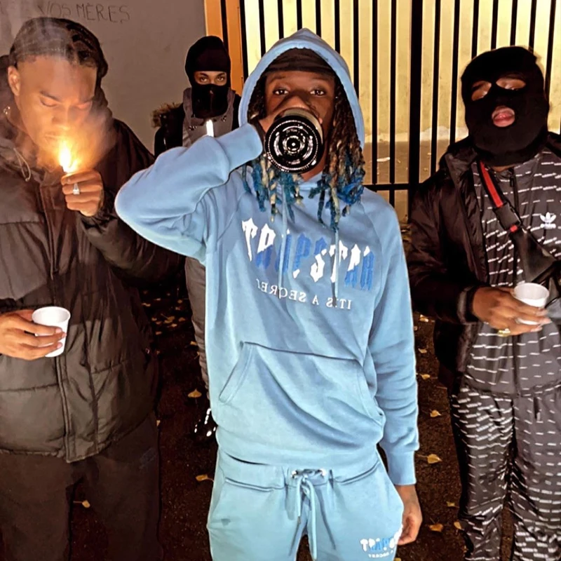 Streetwear Top Quality Embroidered Women Hoodie cotton fabric Set 2022 Hot Selling Men Hoodies Suit Trapstar Harajuku Unisex Set
Streetwear Top Quality Embroidered Women Hoodie cotton fabric Set 2022 Hot Selling Men Hoodies Suit Trapstar Harajuku Unisex Set