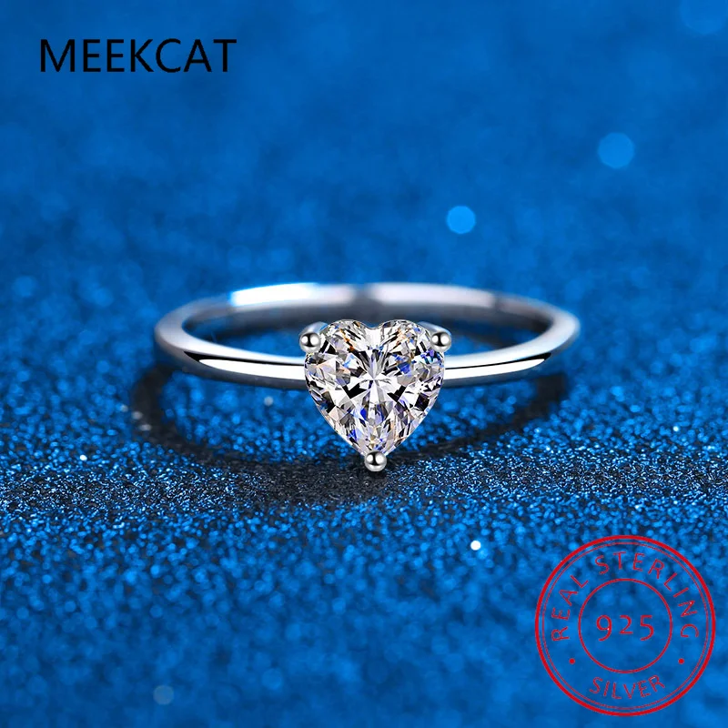 0.5 Carat Heart Cut Moissanite Diamond Solitaire Engagement Wedding Ring 925 Sterling Silver Eternity Band Bridal Set for Women
0.5 Carat Heart Cut Moissanite Diamond Solitaire Engagement Wedding Ring 925 Sterling Silver Eternity Band Bridal Set for Women
