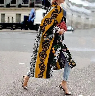 Autumn and winter new fashion hot selling femininity long horn sleeve coat printed loose windbreaker
Autumn and winter new fashion hot selling femininity long horn sleeve coat printed loose windbreaker
