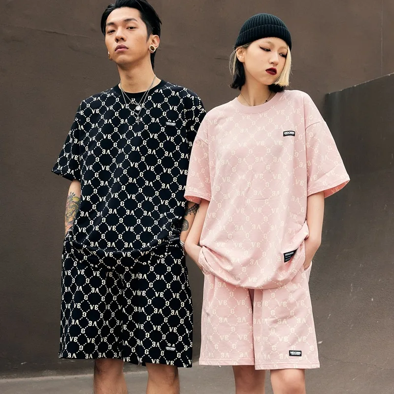 The New Spring And Summer FPACE Street Sport Suit Men And Women Lovers With Loose Shorts two-piece Printed Presbyopic T-shirt
The New Spring And Summer FPACE Street Sport Suit Men And Women Lovers With Loose Shorts two-piece Printed Presbyopic T-shirt