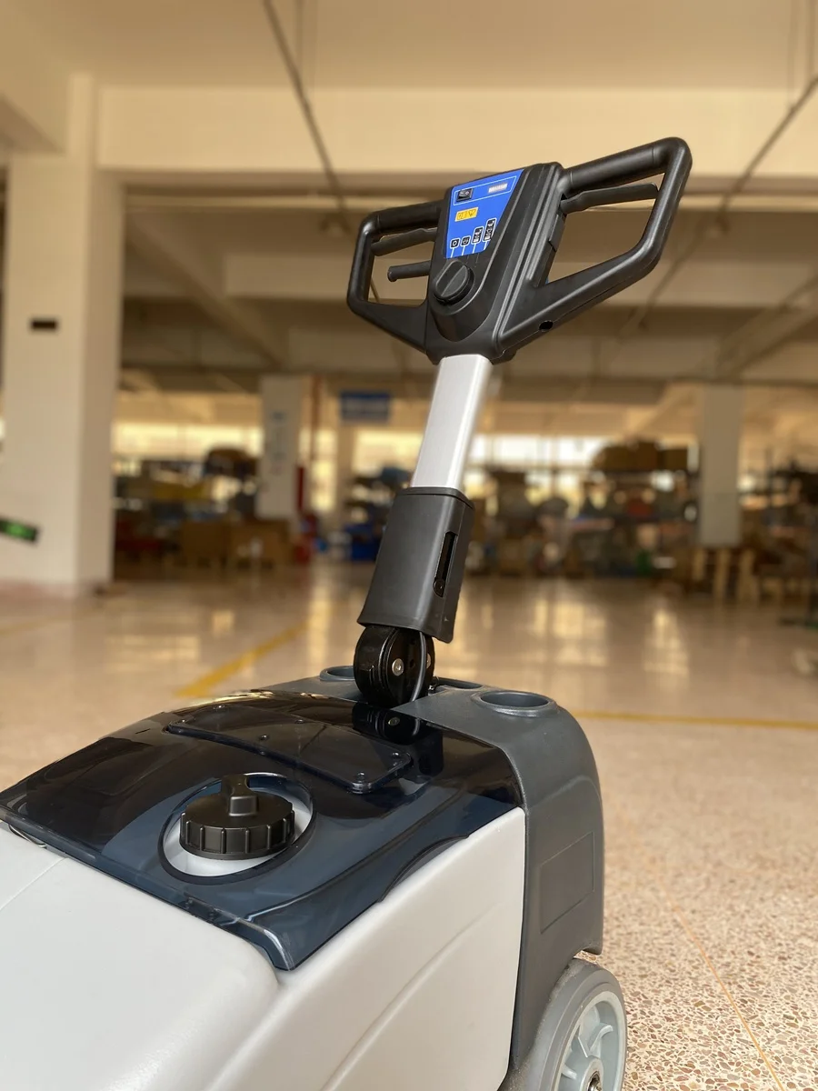 MLEE-350H 180 Degree Reverse Hand Held Auto Tile Cleaning Floor Scrubber Machine With Battery
MLEE-350H 180 Degree Reverse Hand Held Auto Tile Cleaning Floor Scrubber Machine With Battery