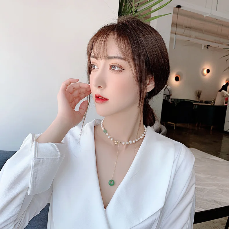 Natural Green Emerald Stone Pendant Necklace Baroque Pearl Gold Bead Handmade Neckalces For Women collar
Natural Green Emerald Stone Pendant Necklace Baroque Pearl Gold Bead Handmade Neckalces For Women collar
