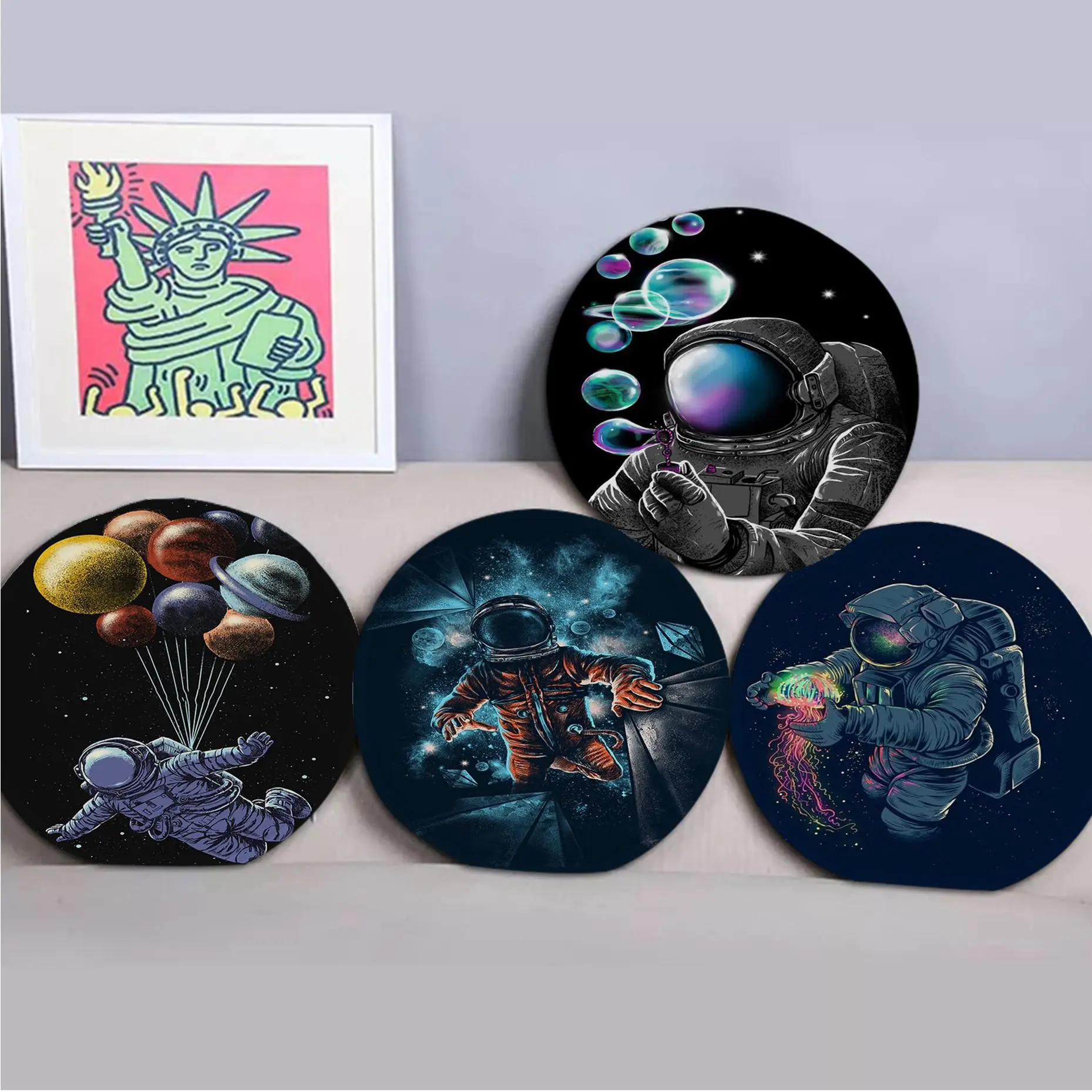 Astronaut Space Dreaming Creative Fabric Cushion Non-slip Living Room Sofa Decor Students Stool Tatami Office Chair Mat Pad
Astronaut Space Dreaming Creative Fabric Cushion Non-slip Living Room Sofa Decor Students Stool Tatami Office Chair Mat Pad