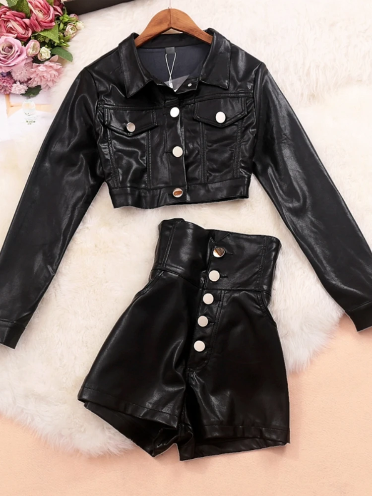 Leather Coat Suit and Shorts Suit 2022 Autumn New Fashion Single-Breasted PU Leather Jackets High Waist Shorts Two-Piece Suit
Leather Coat Suit and Shorts Suit 2022 Autumn New Fashion Single-Breasted PU Leather Jackets High Waist Shorts Two-Piece Suit