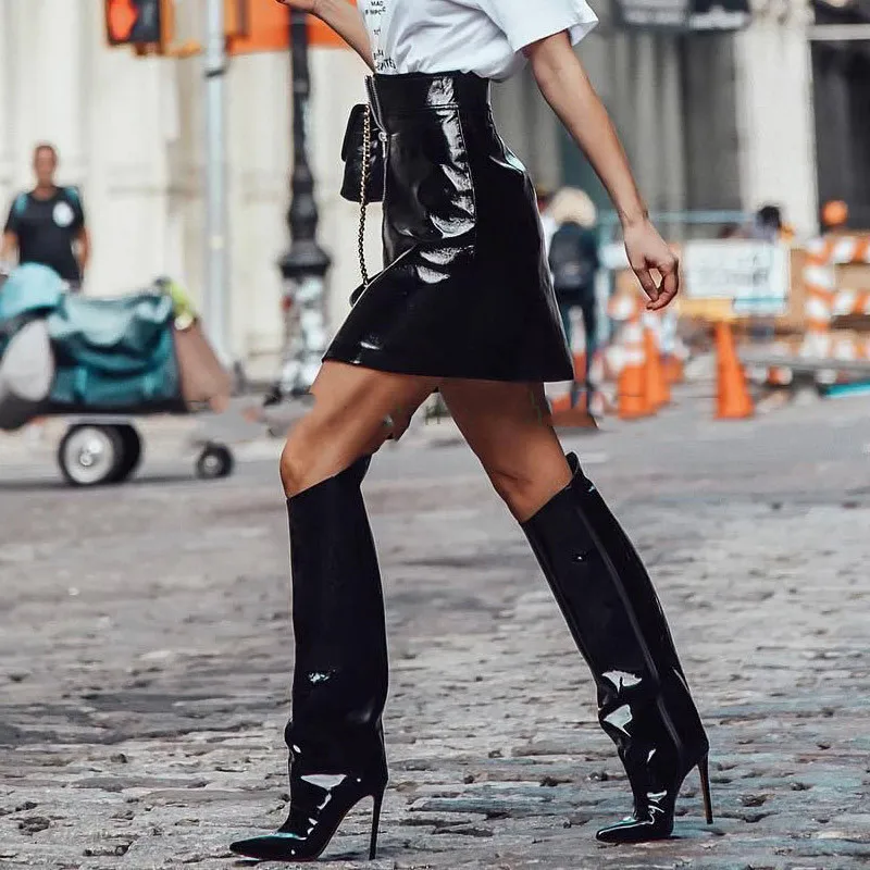 2022 Women Fashion Patent Leather Knee High Boots Sexy Pointed Toe Flannel Party High Heel Shoes Casual Summer Catwalk Shoes
2022 Women Fashion Patent Leather Knee High Boots Sexy Pointed Toe Flannel Party High Heel Shoes Casual Summer Catwalk Shoes