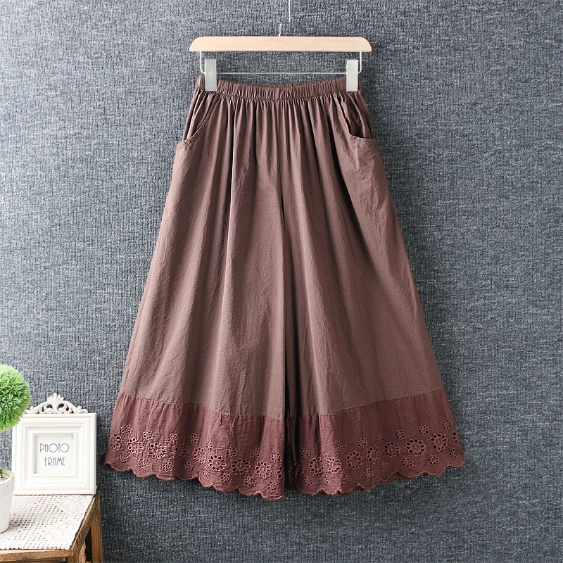 New Summer Literary and Artistic Small Fresh Elastic Waist Lace Embroidery Wide-leg Pants Cotton Loose Cropped Trousers
New Summer Literary and Artistic Small Fresh Elastic Waist Lace Embroidery Wide-leg Pants Cotton Loose Cropped Trousers