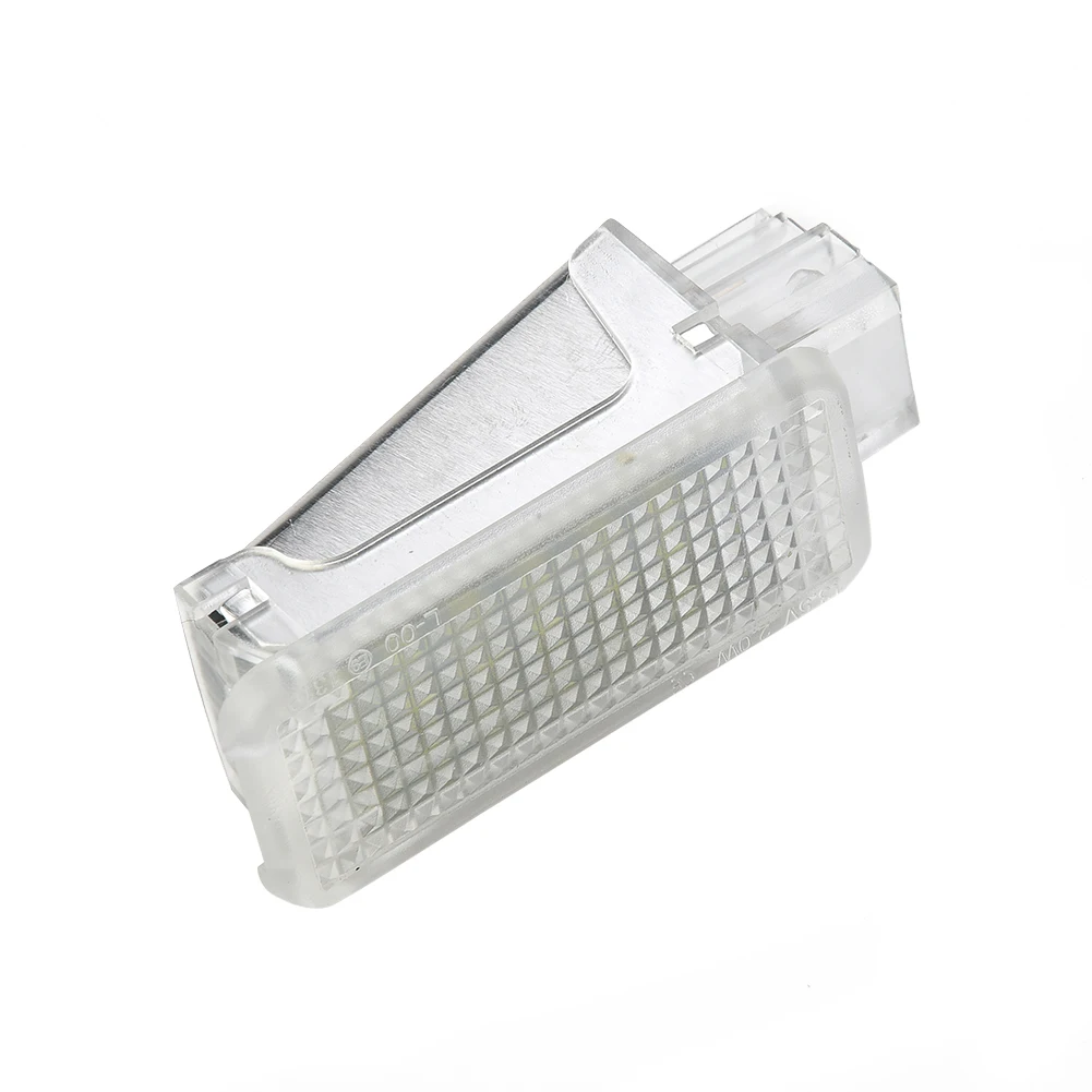 Car LED Luggage Compartment Light 3528 SMD LED Trunk Boot Light Module White 12V 6000K For SEAT Leon Mk3 5F 2013-2019
Car LED Luggage Compartment Light 3528 SMD LED Trunk Boot Light Module White 12V 6000K For SEAT Leon Mk3 5F 2013-2019