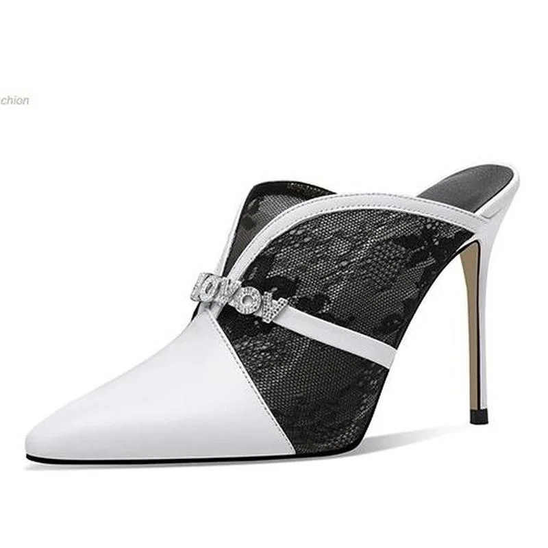 Женские модные сандалии, новинка 2023, летние женские сандалии с острым носком, на высоком каблуке с кристаллами, банкетные сетчатые женские сандалии со стразами, большие размеры
Женские модные сандалии, новинка 2023, летние женские сандалии с острым носком, на высоком каблуке с кристаллами, банкетные сетчатые женские сандалии со стразами, большие размеры